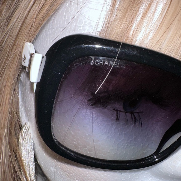🔥🕶️ CHANEL Black&White Bow Logo Sunglasses. Adorable&Beautiful! Great condition - Picture 5 of 13